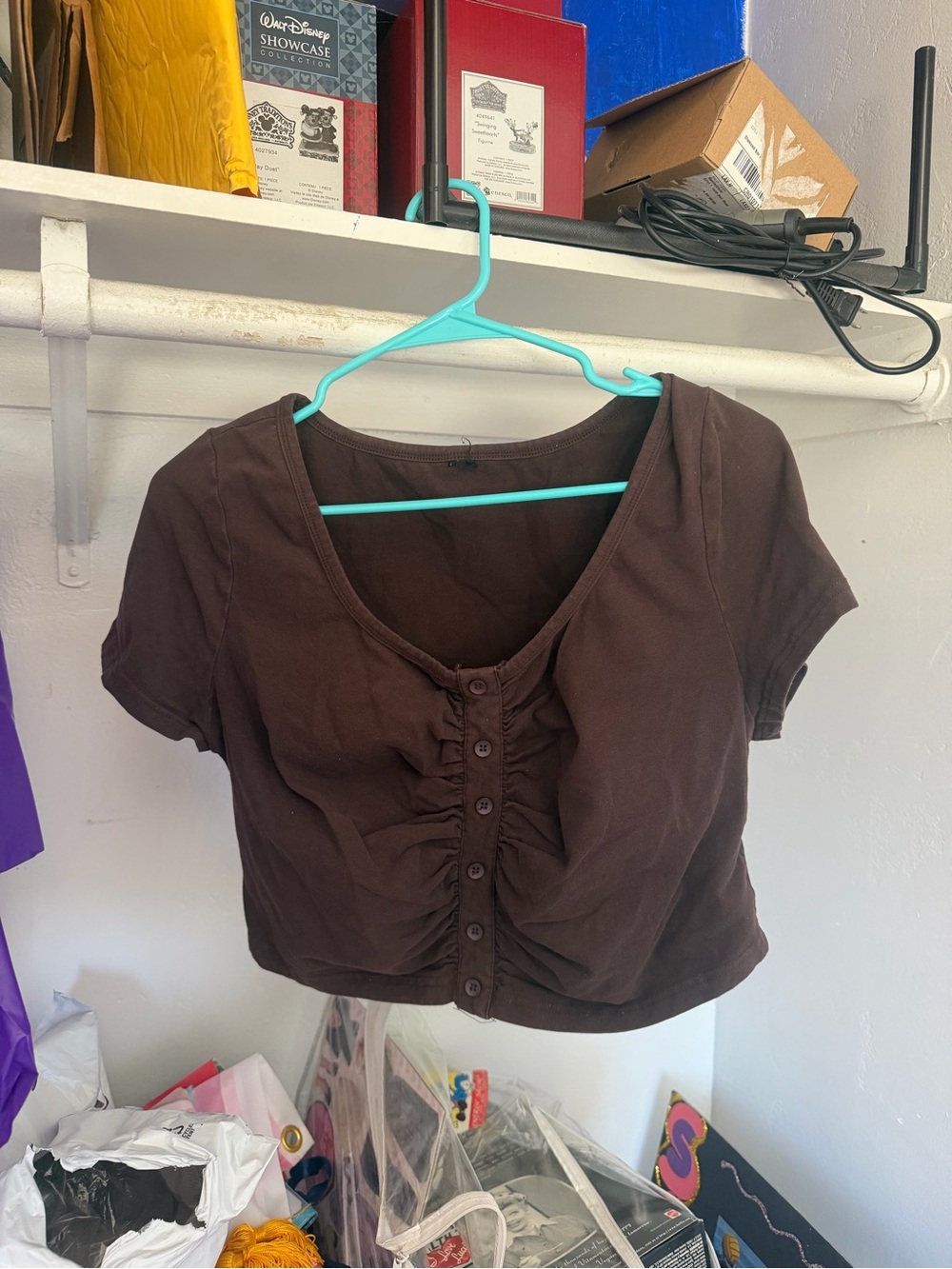 Women's Brown Ruched Button-Front Crop Top
